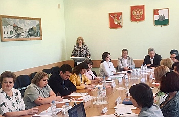 Заседание постоянного комитета по бюджету и налогам Законодательного Собрания области, г.Грязовец, июнь 2019 года /images/o2019/17b.jpg